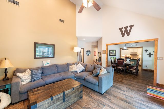 233 E El Dorado Drive, Scroggins, TX 75480