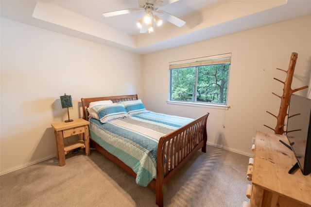 233 E El Dorado Drive, Scroggins, TX 75480