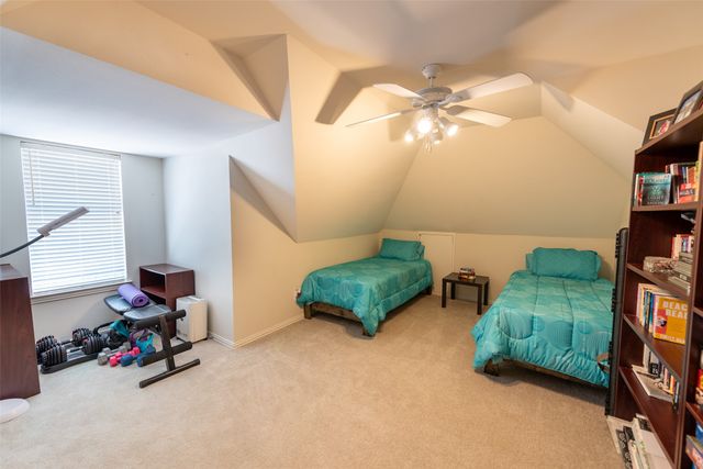 233 E El Dorado Drive, Scroggins, TX 75480