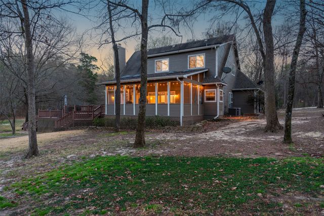 233 E El Dorado Drive, Scroggins, TX 75480