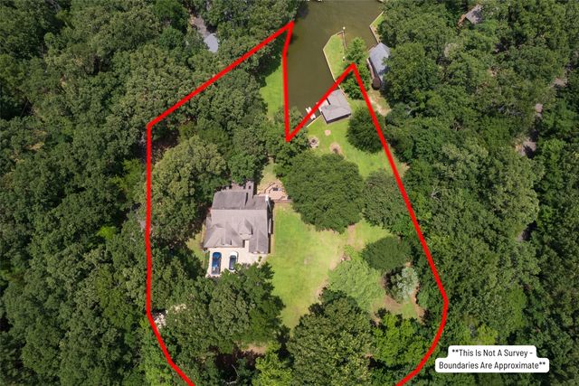 233 E El Dorado Drive, Scroggins, TX 75480