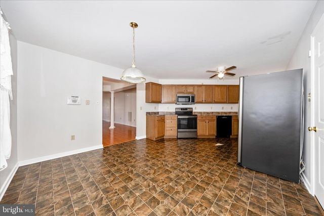 17817 SHERMAN AVE, Hagerstown, MD 21740