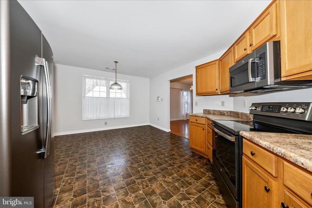 17817 SHERMAN AVE, Hagerstown, MD 21740
