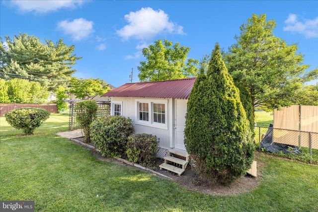 17817 SHERMAN AVE, Hagerstown, MD 21740