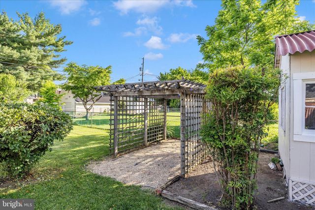 17817 SHERMAN AVE, Hagerstown, MD 21740
