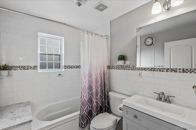 14940 15th Drive, Whitestone, NY 11357