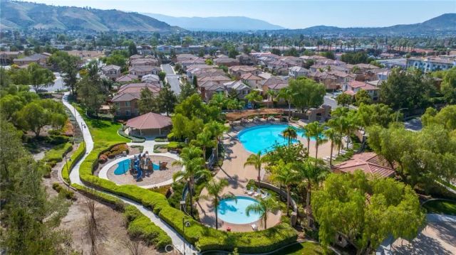 10836 Portofino, Riverside, CA 92503