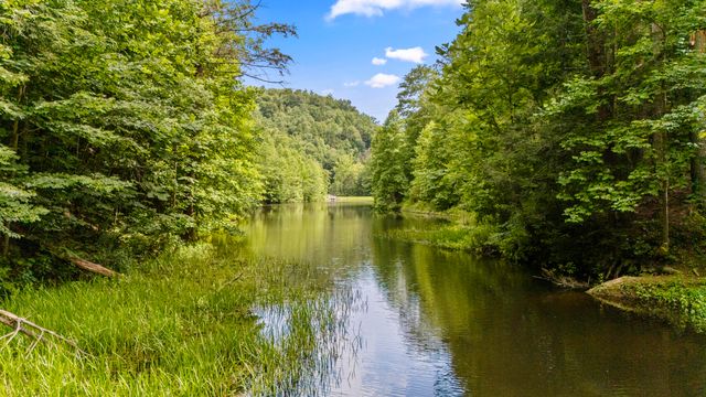 404 Paradise Drive, Rogers, KY 41365