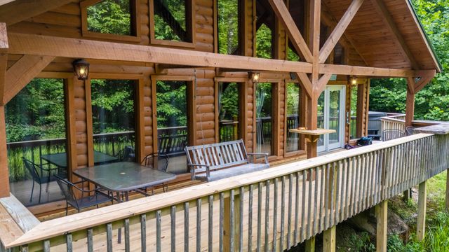 404 Paradise Drive, Rogers, KY 41365