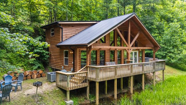 404 Paradise Drive, Rogers, KY 41365