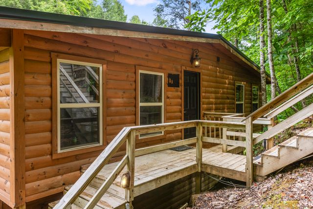 404 Paradise Drive, Rogers, KY 41365