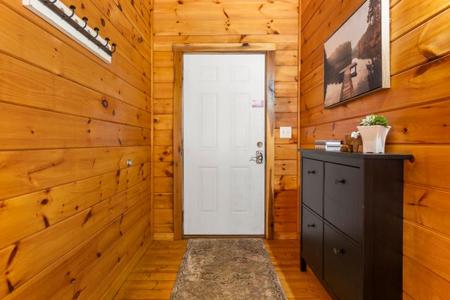 404 Paradise Drive, Rogers, KY 41365