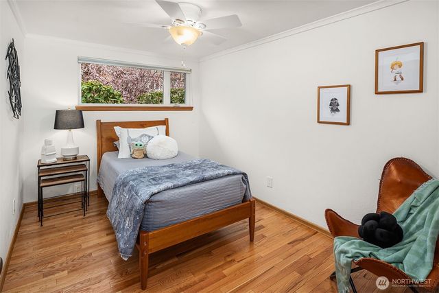 2530 26th Avenue W, Seattle, WA 98199