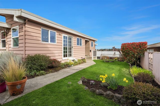 2530 26th Avenue W, Seattle, WA 98199