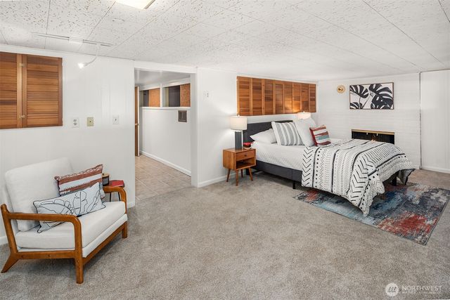 2530 26th Avenue W, Seattle, WA 98199