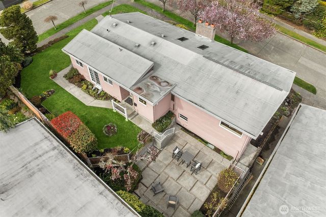 2530 26th Avenue W, Seattle, WA 98199