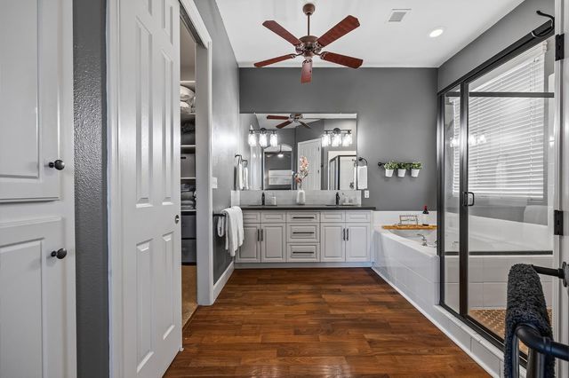 3128 Powers Avenue, Clovis, CA 93619