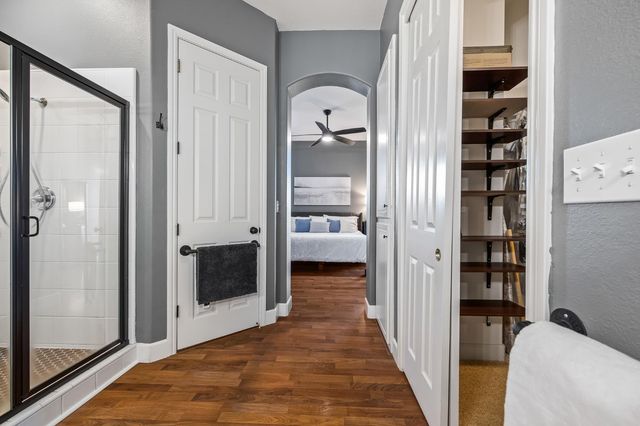 3128 Powers Avenue, Clovis, CA 93619