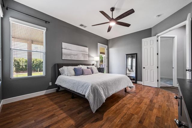 3128 Powers Avenue, Clovis, CA 93619