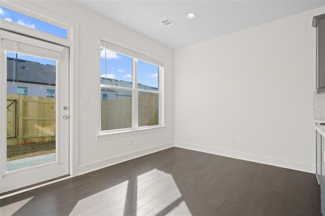 28 Auburn Valley Way, Auburn, GA 30011