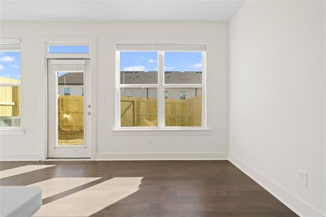 28 Auburn Valley Way, Auburn, GA 30011