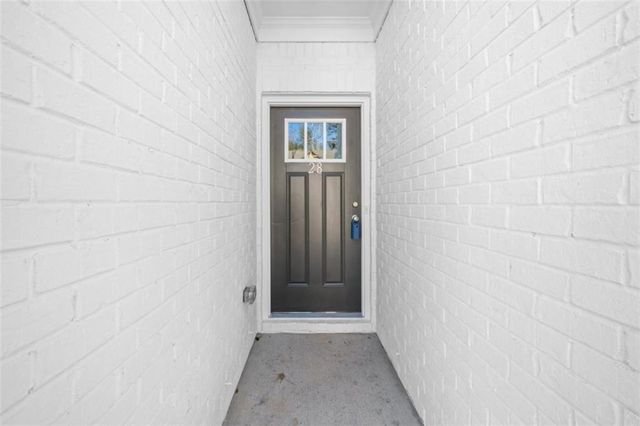 28 Auburn Valley Way, Auburn, GA 30011