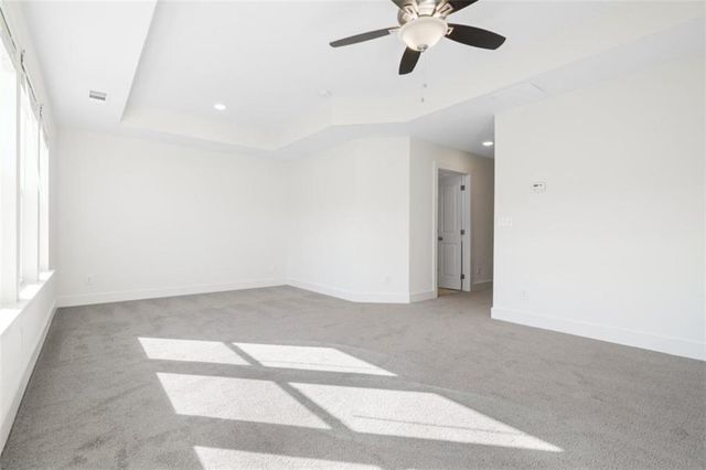 28 Auburn Valley Way, Auburn, GA 30011