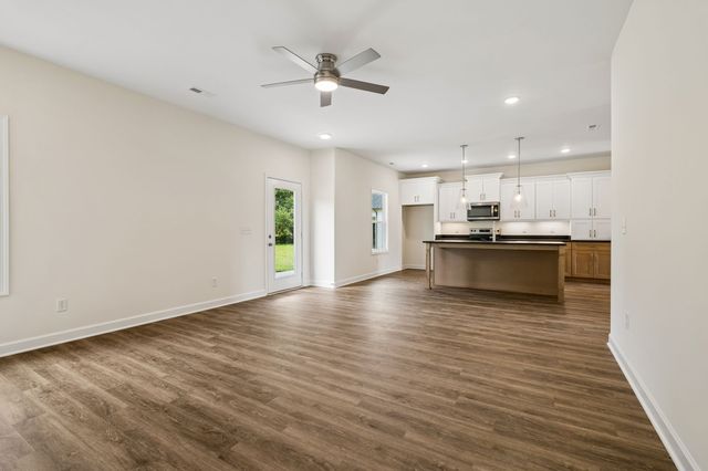 340 Villa St, Smithville, TN 37166
