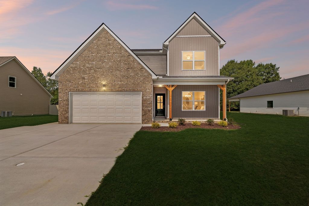 340 Villa St, Smithville, TN 37166