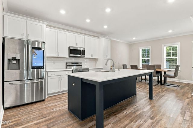 720 Creekside Drive, Sanford, NC 27330