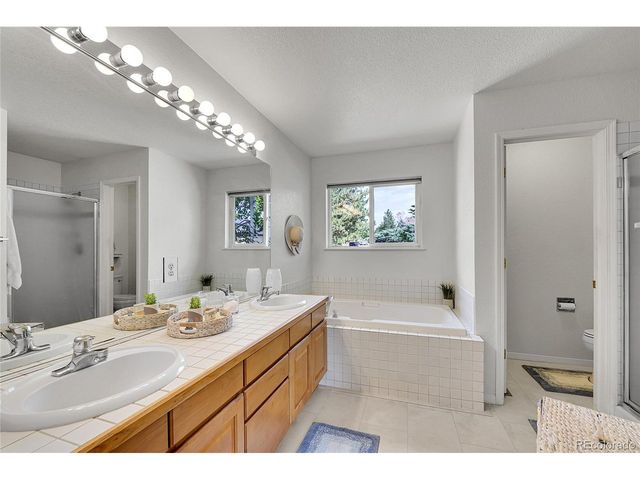 1732 Peregrine Ln, Broomfield, CO 80020