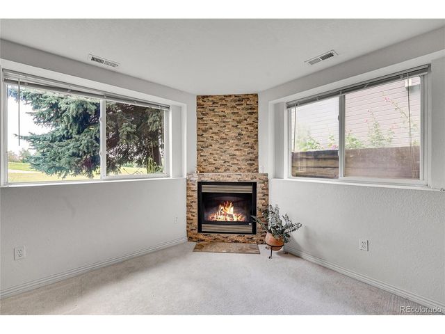 1732 Peregrine Ln, Broomfield, CO 80020