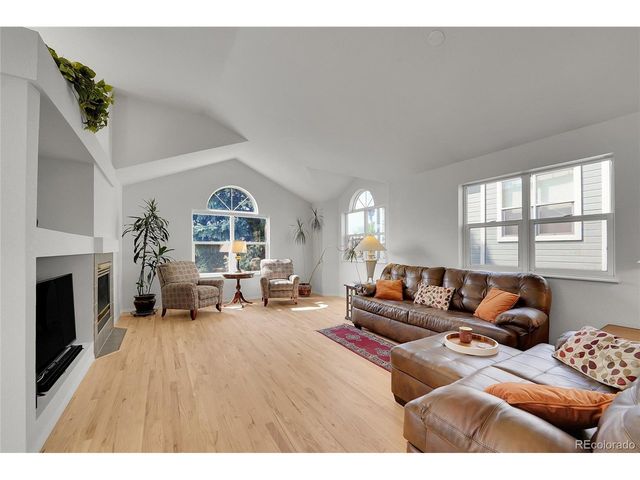 1732 Peregrine Ln, Broomfield, CO 80020