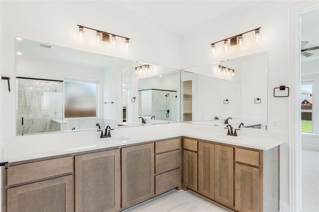 1251 Wrenwood Lane, Red Oak, TX 75154
