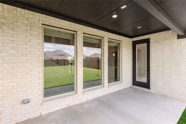 1251 Wrenwood Lane, Red Oak, TX 75154