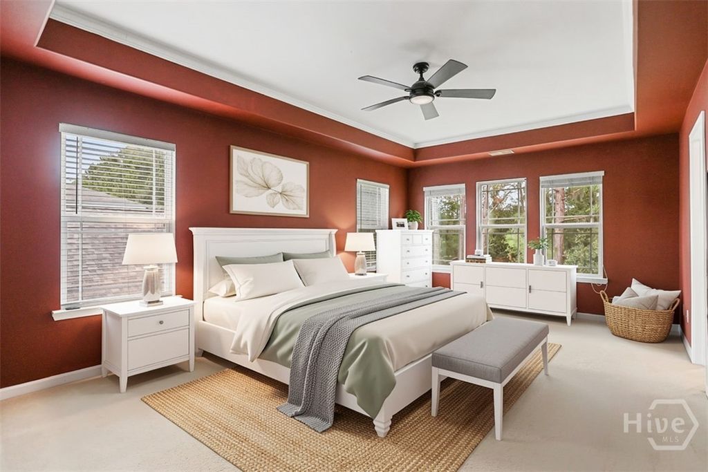 Image 10 of property listing at 160 CHAPEL Lake S, Savannah, GA 31419
