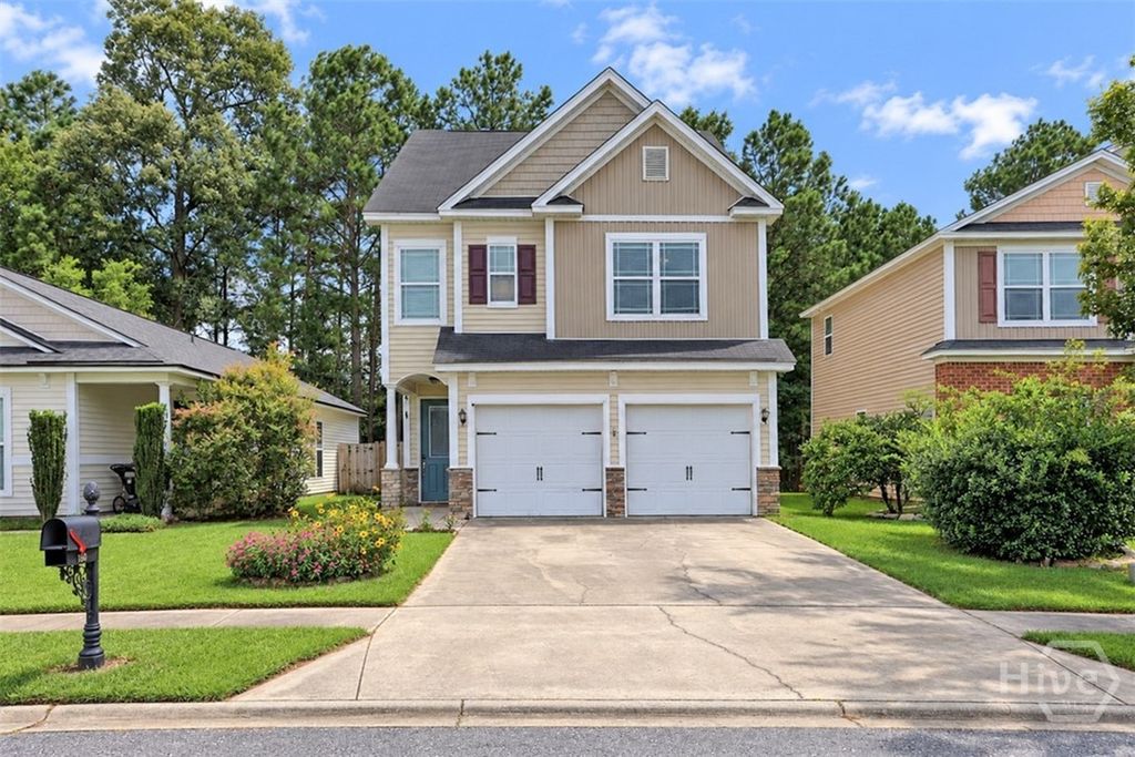 Image 2 of property listing at 160 CHAPEL Lake S, Savannah, GA 31419