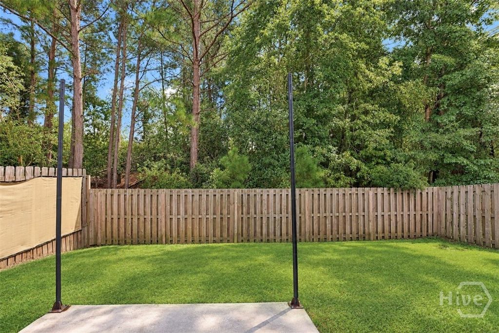Image 24 of property listing at 160 CHAPEL Lake S, Savannah, GA 31419