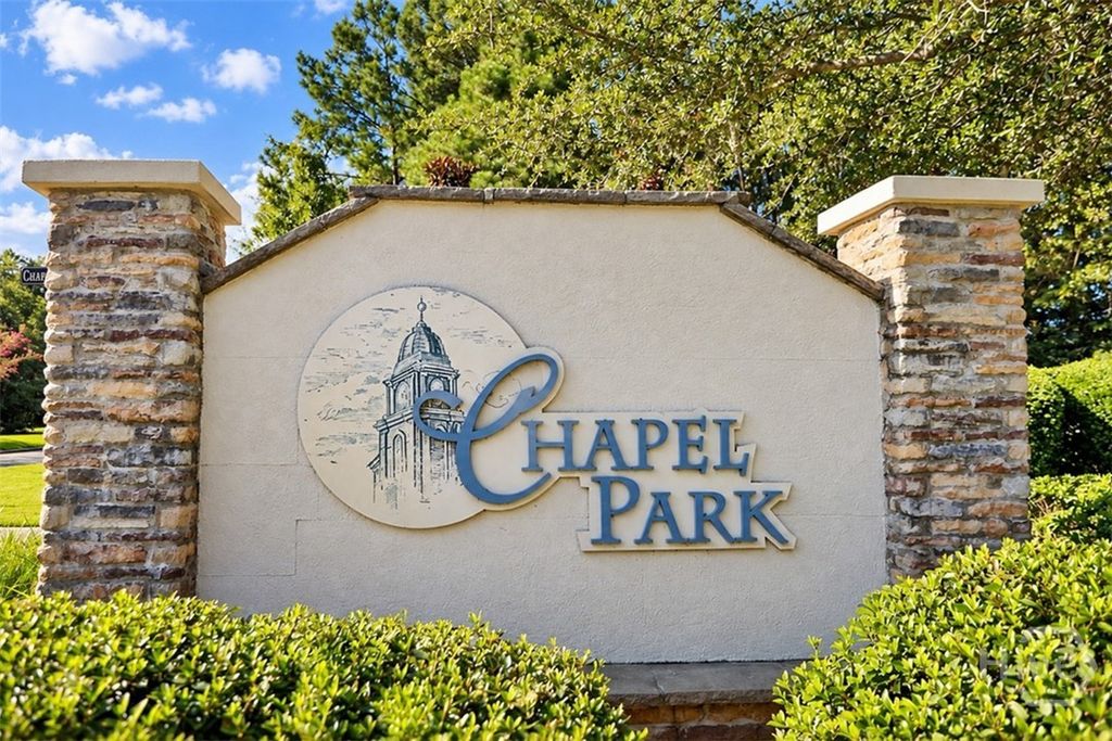 Image 27 of property listing at 160 CHAPEL Lake S, Savannah, GA 31419