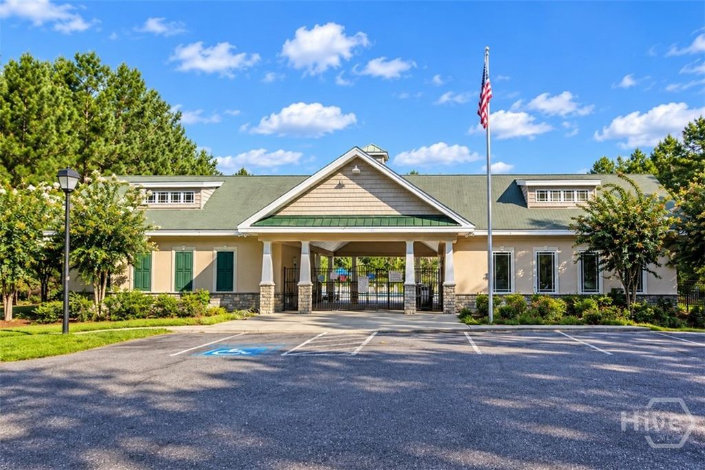 Image 28 of property listing at 160 CHAPEL Lake S, Savannah, GA 31419