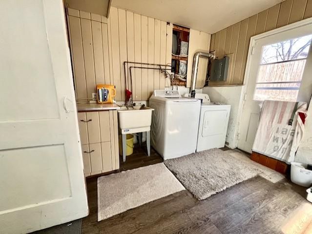 240 Morton Avenue NW, Elk River, MN 55330