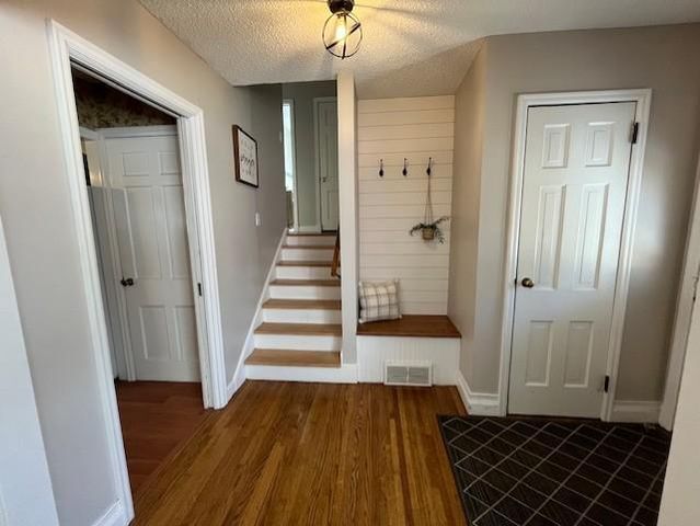 240 Morton Avenue NW, Elk River, MN 55330