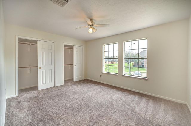 11906 Dinosaur Valley Drive, Sugar Land, TX 77498