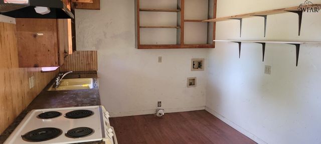 1102 IRELAND STREET, Wichita Falls, TX 76301