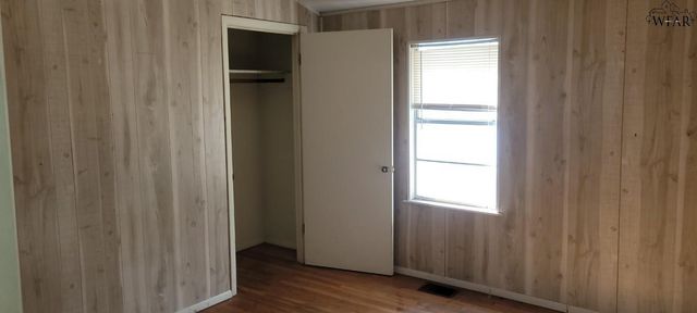 1102 IRELAND STREET, Wichita Falls, TX 76301