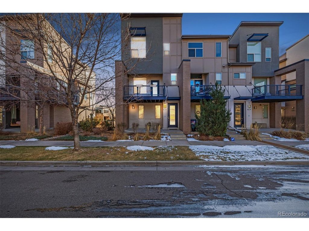 8228 E 24th Dr, Denver, CO 80238