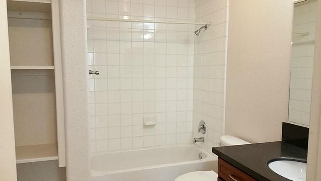 6655 W Sam Houston Parkway 2A, Houston, TX 77072