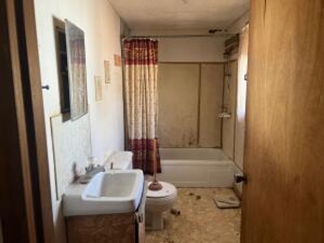 2724 NC 6370, Mount Judea, AR 72655