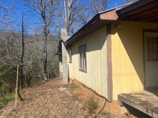 2724 NC 6370, Mount Judea, AR 72655