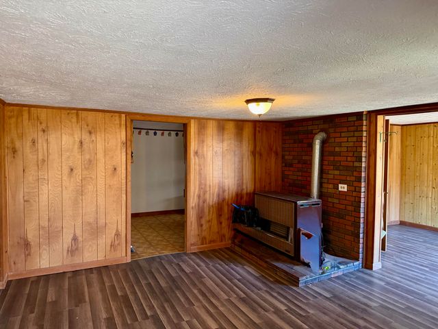 16202 200 Highway, Monticello, KY 42633